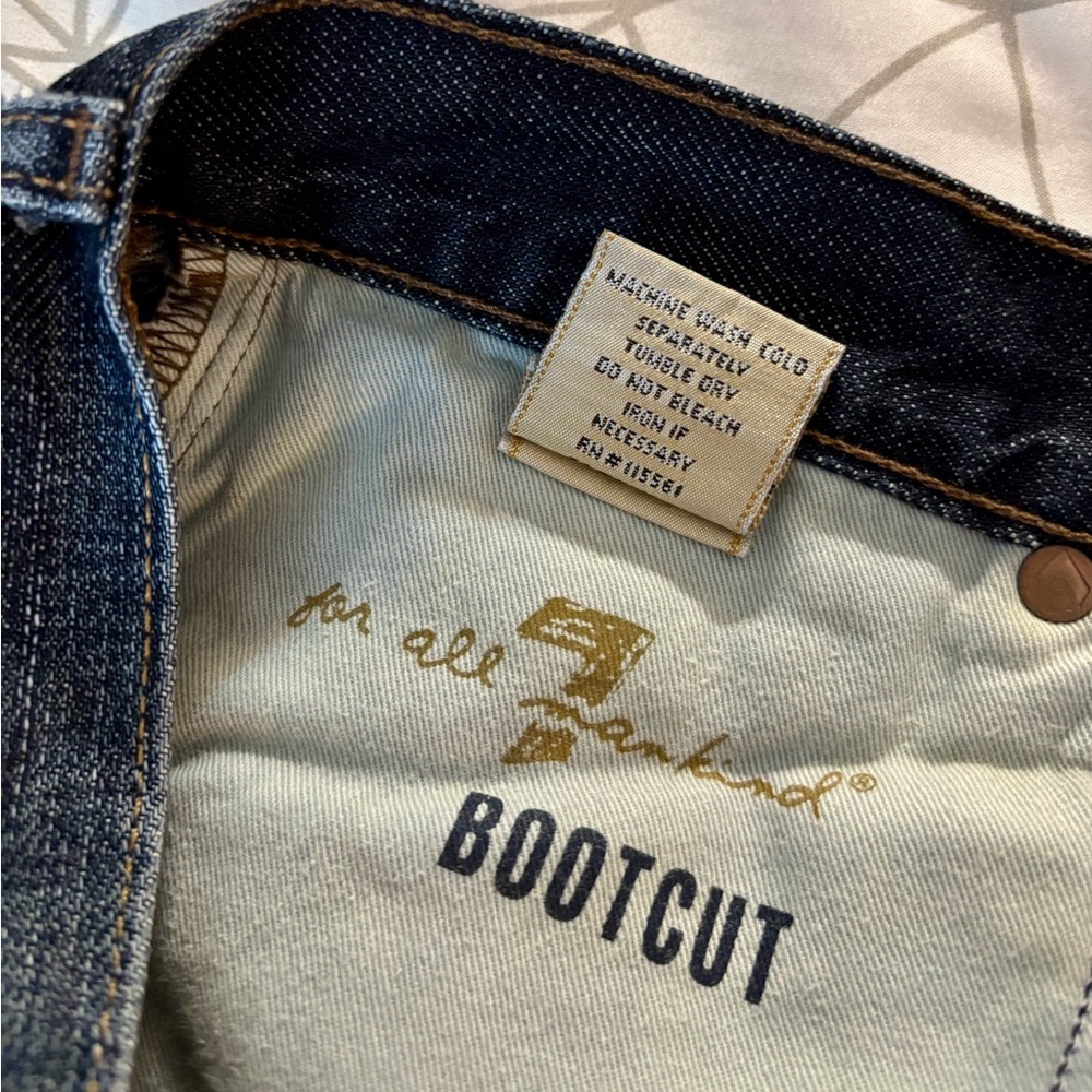 * 7 For All Mankind Dark Blue Distressed bootcut lowrise jeans 31x30 * - Picture 6 of 12